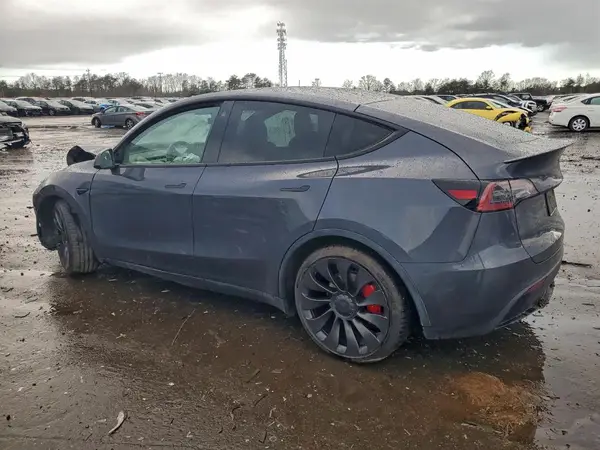 7SAYGDEF2NF339969 2022 TESLA MODEL Y - Image 2