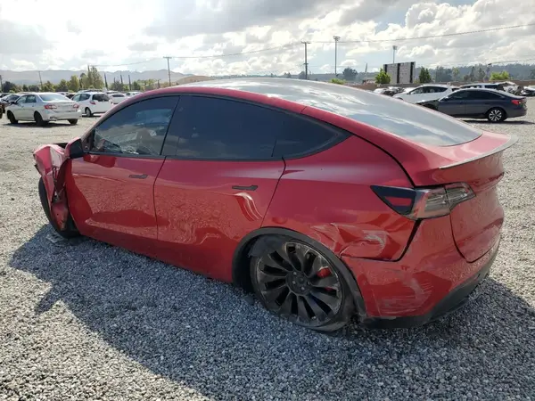 7SAYGDEF2NF345755 2022 TESLA MODEL Y - Image 2
