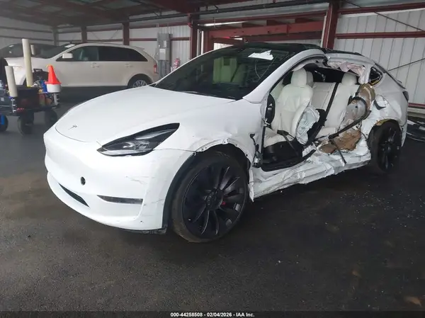 7SAYGDEF2NF350714 2022 TESLA MODEL Y - Image 2