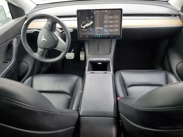 7SAYGDEF2NF361261 2022 TESLA MODEL Y - Image 8