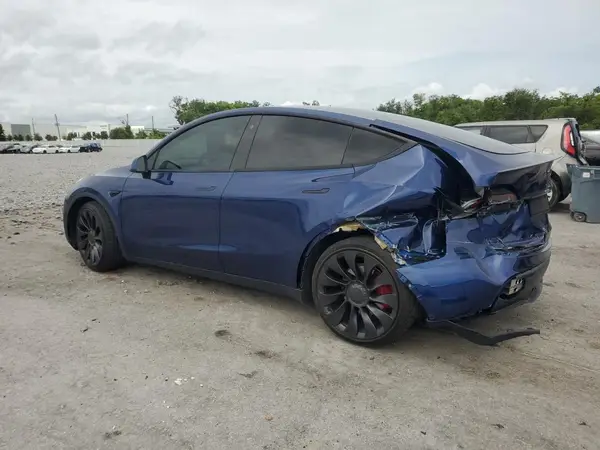 7SAYGDEF2NF377637 2022 TESLA MODEL Y - Image 2