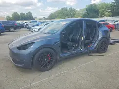 7SAYGDEF2NF399024 2022 TESLA MODEL Y