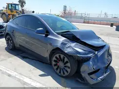 7SAYGDEF2NF403802 2022 TESLA MODEL Y