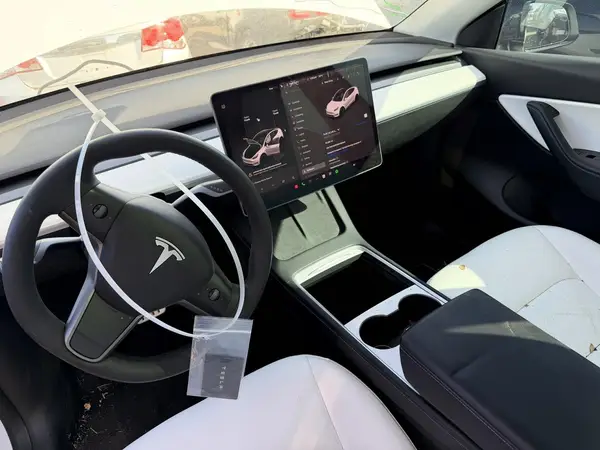 7SAYGDEF2NF406344 2022 TESLA MODEL Y - Image 8