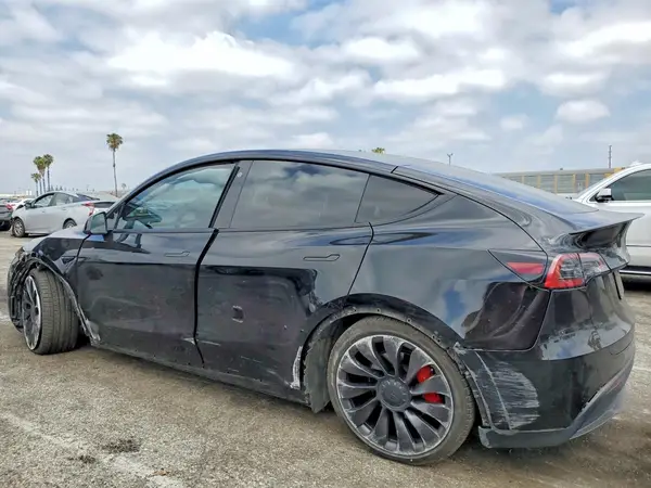 7SAYGDEF2NF406506 2022 TESLA MODEL Y - Image 2