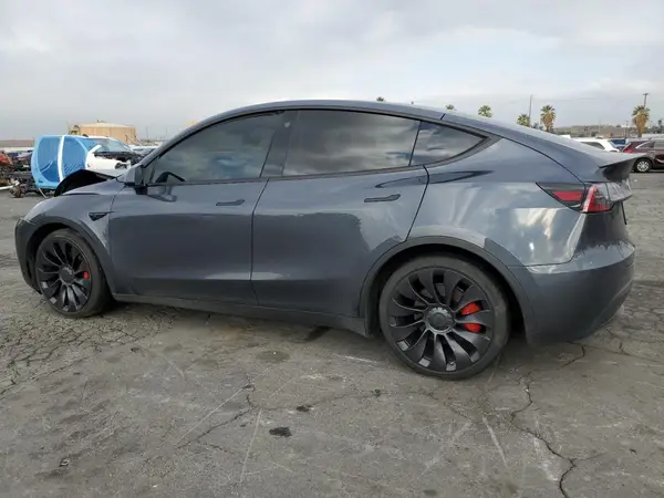 7SAYGDEF2NF408756 2022 TESLA MODEL Y - Image 2