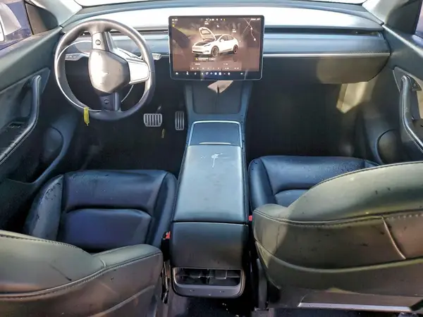7SAYGDEF2NF411043 2022 TESLA MODEL Y - Image 8