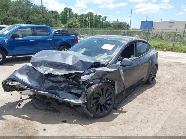 7SAYGDEF2NF451719 2022 TESLA MODEL Y - Image 2