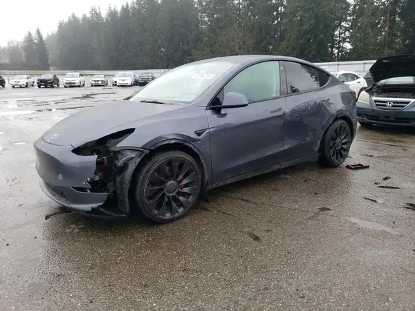 7SAYGDEF2NF459268 2022 TESLA MODEL Y - Image 1