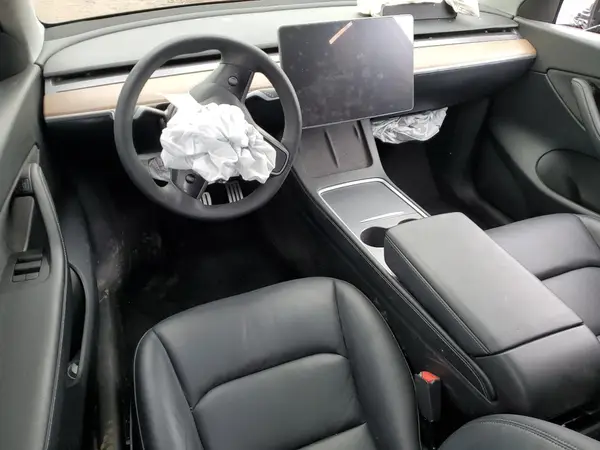 7SAYGDEF2NF460100 2022 TESLA MODEL Y - Image 8