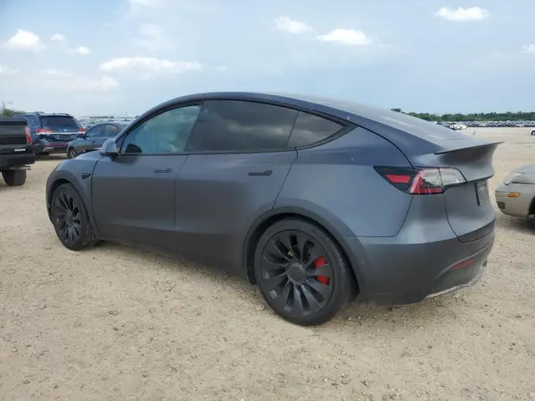 7SAYGDEF2NF460730 2022 TESLA MODEL Y - Image 2