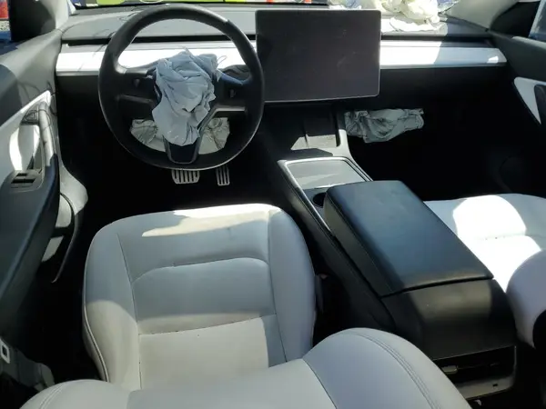 7SAYGDEF2NF461103 2022 TESLA MODEL Y - Image 8