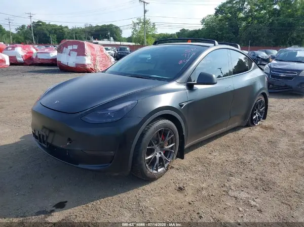 7SAYGDEF2NF466446 2022 TESLA MODEL Y - Image 2