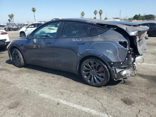 7SAYGDEF2NF485336 2022 TESLA MODEL Y - Image 2