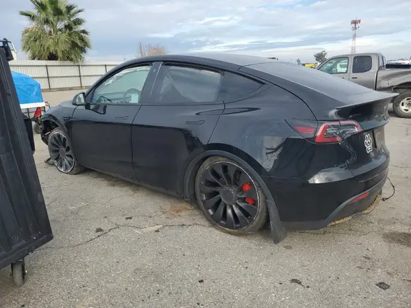 7SAYGDEF2NF487412 2022 TESLA MODEL Y - Image 2