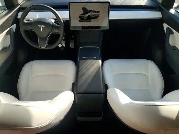 7SAYGDEF2NF489127 2022 TESLA MODEL Y - Image 8
