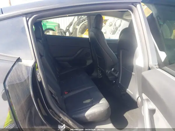 7SAYGDEF2NF491203 2022 TESLA MODEL Y - Image 8