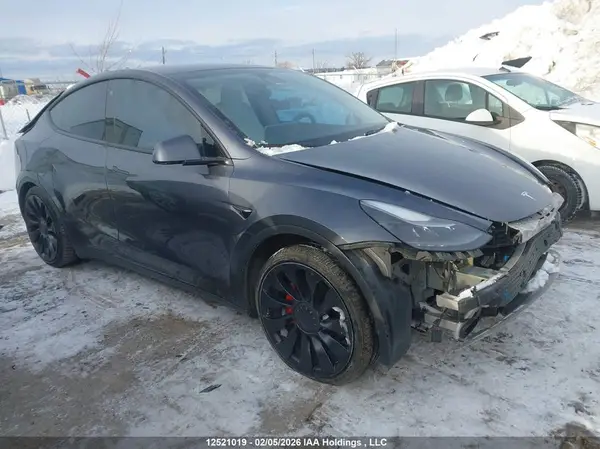 7SAYGDEF2NF498054 2022 TESLA MODEL Y - Image 1