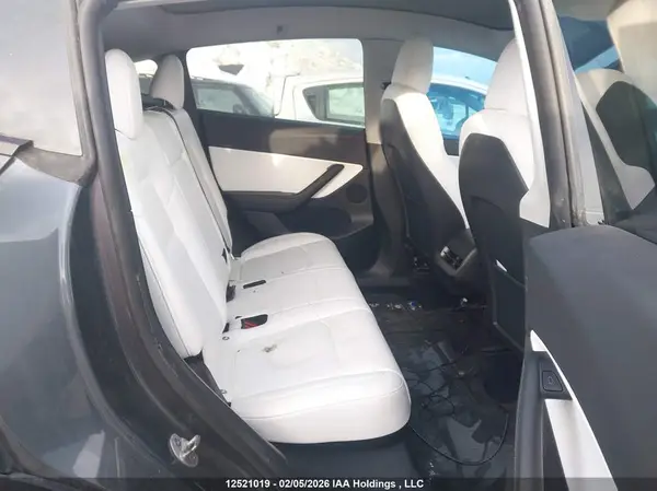 7SAYGDEF2NF498054 2022 TESLA MODEL Y - Image 8