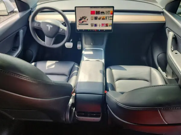 7SAYGDEF2NF502457 2022 TESLA MODEL Y - Image 8