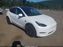 7SAYGDEF2NF519002 2022 TESLA MODEL Y