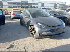 7SAYGDEF2NF530906 2022 TESLA MODEL Y