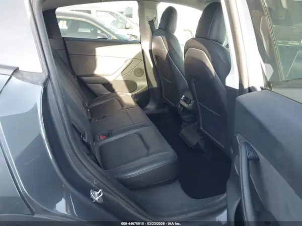 7SAYGDEF2NF530906 2022 TESLA MODEL Y - Image 8