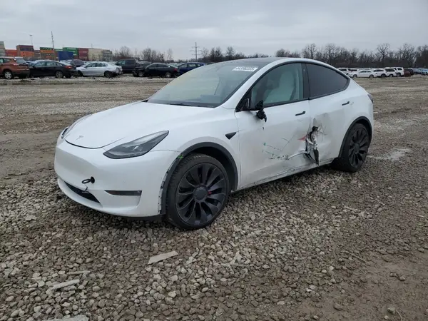 7SAYGDEF2NF531019 2022 TESLA MODEL Y - Image 1