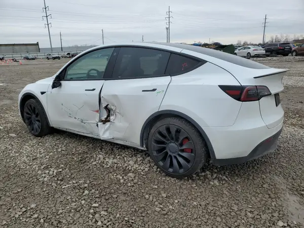7SAYGDEF2NF531019 2022 TESLA MODEL Y - Image 2