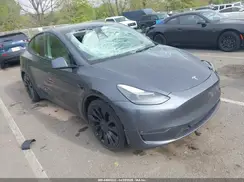 7SAYGDEF2NF537029 2022 TESLA MODEL Y