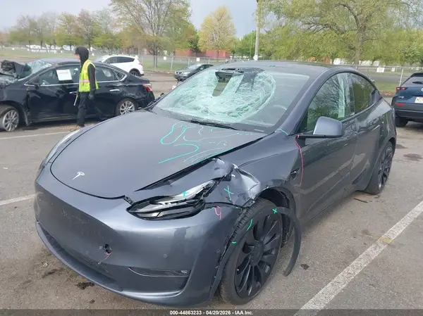 7SAYGDEF2NF537029 2022 TESLA MODEL Y - Image 2