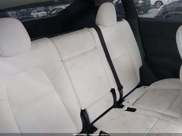 7SAYGDEF2NF555644 2022 TESLA MODEL Y - Image 8