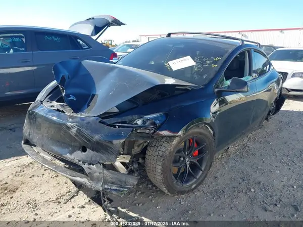 7SAYGDEF2NF562903 2022 TESLA MODEL Y - Image 2
