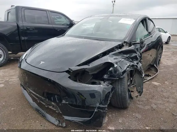 7SAYGDEF2NF564571 2022 TESLA MODEL Y - Image 2