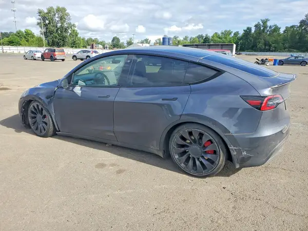 7SAYGDEF2NF569446 2022 TESLA MODEL Y - Image 2