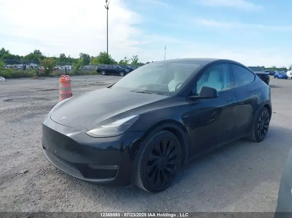 7SAYGDEF2NF572525 2022 TESLA MODEL Y - Image 2