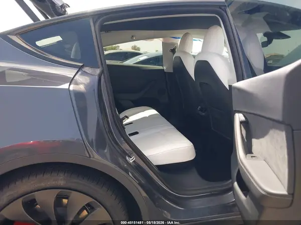 7SAYGDEF2NF573786 2022 TESLA MODEL Y - Image 8