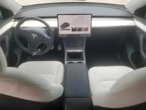 7SAYGDEF2NF573822 2022 TESLA MODEL Y - Image 8