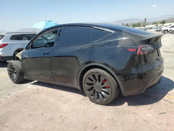 7SAYGDEF2NF574274 2022 TESLA MODEL Y - Image 2