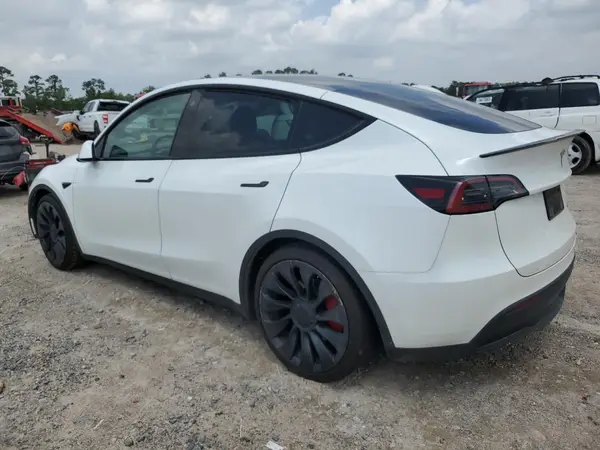 7SAYGDEF2PF595192 2023 TESLA MODEL Y - Image 2