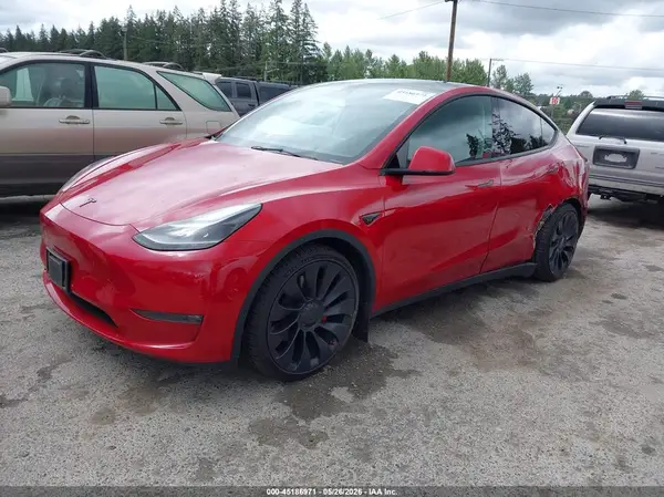 7SAYGDEF2PF633777 2023 TESLA MODEL Y - Image 2