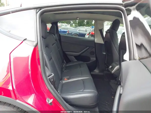 7SAYGDEF2PF633777 2023 TESLA MODEL Y - Image 8