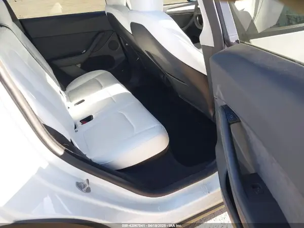 7SAYGDEF2PF754938 2023 TESLA MODEL Y - Image 8