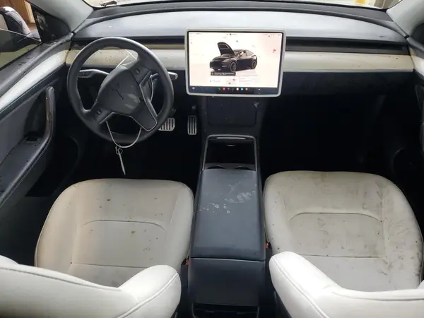 7SAYGDEF2PF756219 2023 TESLA MODEL Y - Image 8