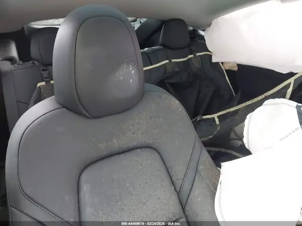 7SAYGDEF2PF759623 2023 TESLA MODEL Y - Image 8