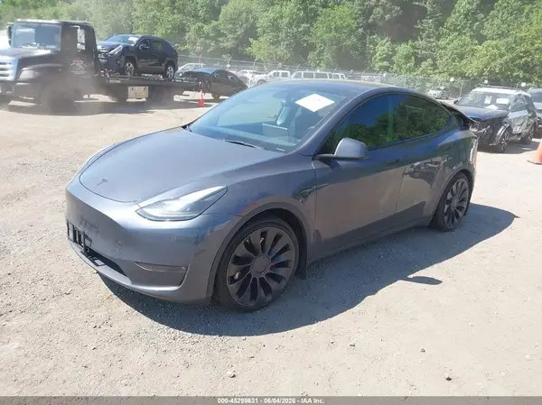 7SAYGDEF2PF769181 2023 TESLA MODEL Y - Image 2