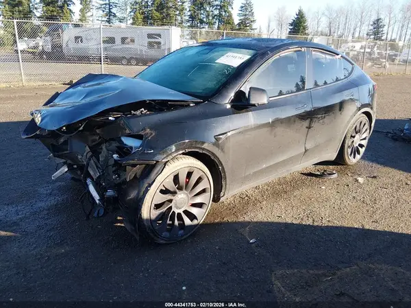 7SAYGDEF2PF782349 2023 TESLA MODEL Y - Image 2