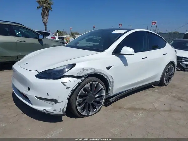 7SAYGDEF2PF791195 2023 TESLA MODEL Y - Image 2