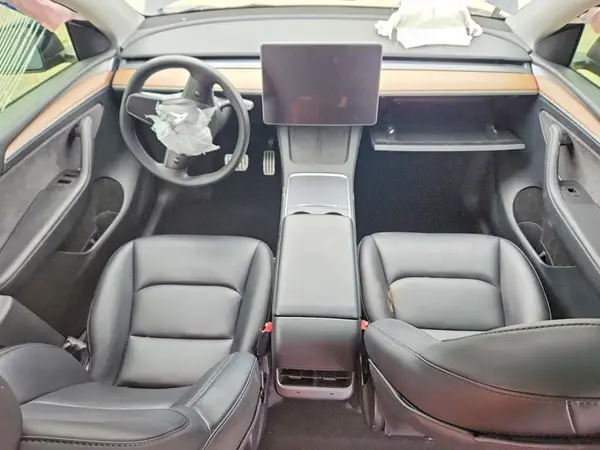 7SAYGDEF2PF813695 2023 TESLA MODEL Y - Image 8