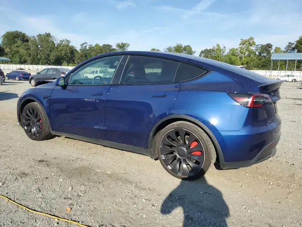 7SAYGDEF2PF830495 2023 TESLA MODEL Y - Image 2